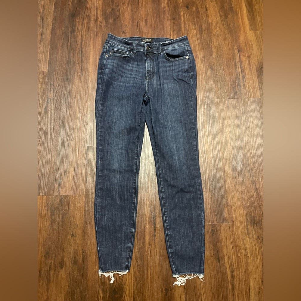 Judy Blue Raw Hem Skinny Fit Jeans - Picture 2 of 9